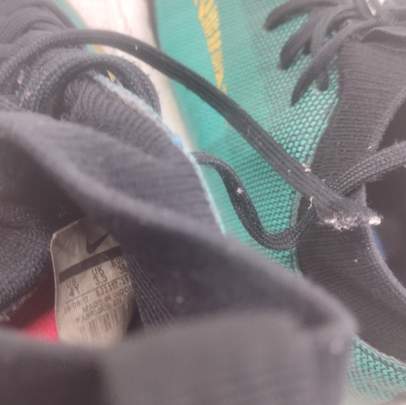 Nike Jr. SuperFly Ronaldo CR7 Jade Gold Soccer Cleats Kids Size 4 Youth - Picture 6 of 6